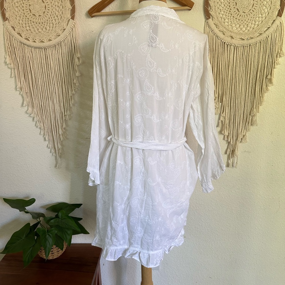Plum pretty sugar crisp white embroidered detail tie waist robe pockets XL - Picture 5 of 7